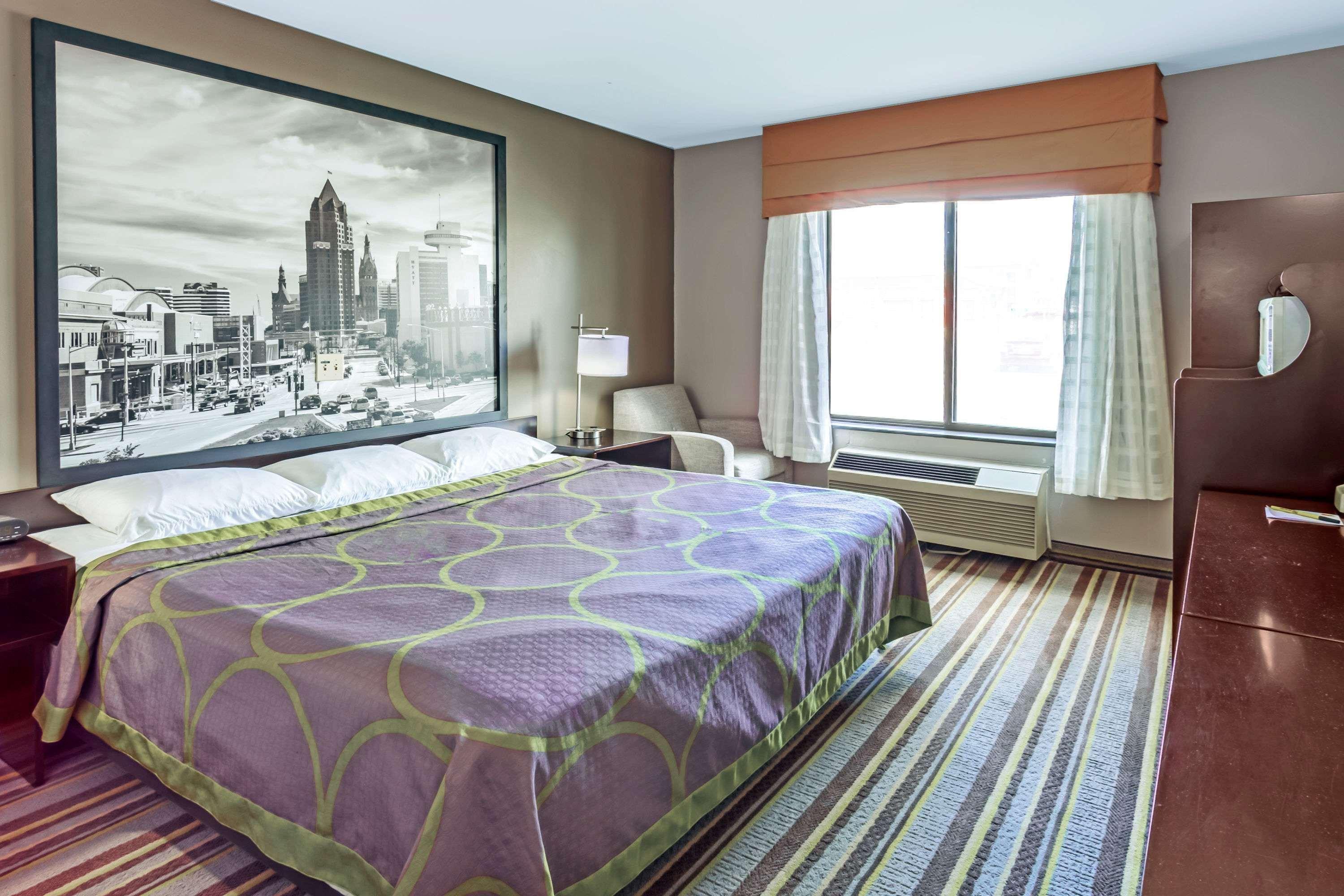 Delavan Inn And Suites Kültér fotó